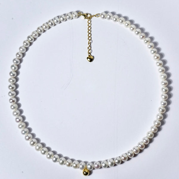 GRACE SELECTED Freshwater Pearl Earrings Stud Fine Clean Pearl