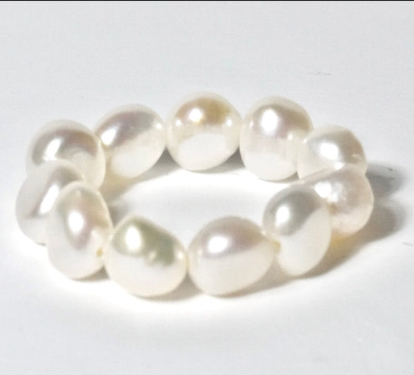White Pearl Ring - Freshwater Baroque