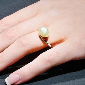 Google-ads-Unique Beauty South Sea Keshi Pearl Ring