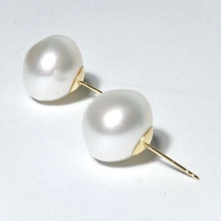 google-ads-15.5mm South Sea White Pearl Stud Earrings-18k