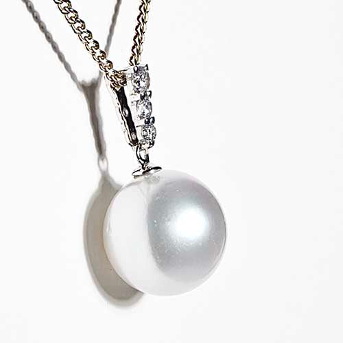 google-ads-White South Sea Pearl Pendant-Timeless Elegance