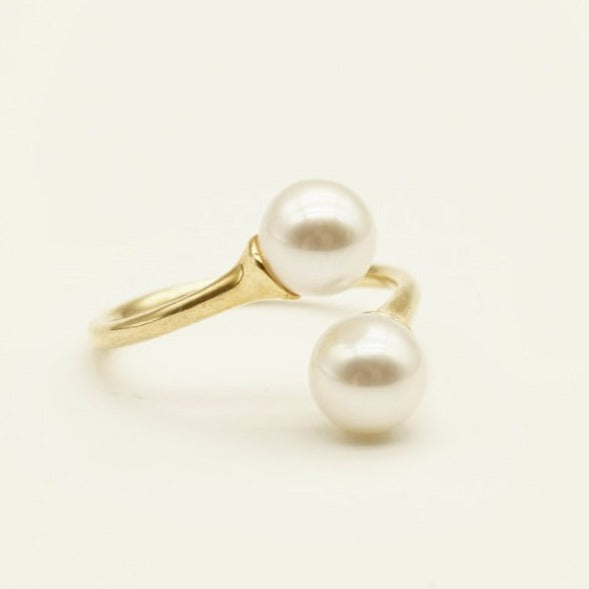 white pearl ring - duo ring