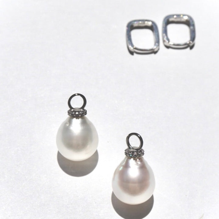 googleads_whitesouthseabaroquepearlearrings_graceselected_finejewellery