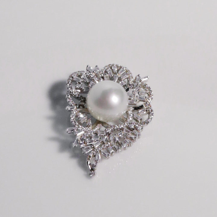 Elegant heirloom-style pearl pendant worn as trusted fine jewellery from GRACE SELECTED, Adelaide